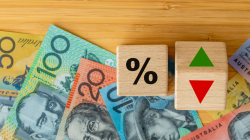 Banknotes and dice on a table.